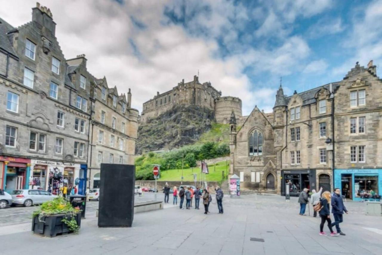 Joivy Stylish Castle View Apartment Edimburgo Exterior foto